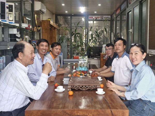 Ban điều hành HHTXD Vũng Tàu-Hồ Chí Minh thăm doanh nghiệp Hội viên: CÔNG TY TNHH TM-DV TIN HỌC VIỄN THÔNG ANH HUY