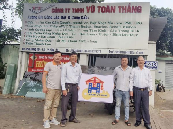 Ban điều hành HTXD Vũng Tàu-Hồ Chí Minh thăm doanh nghiệp Hội viên:CÔNG TY TNHH VŨ TOÀN THẮNG